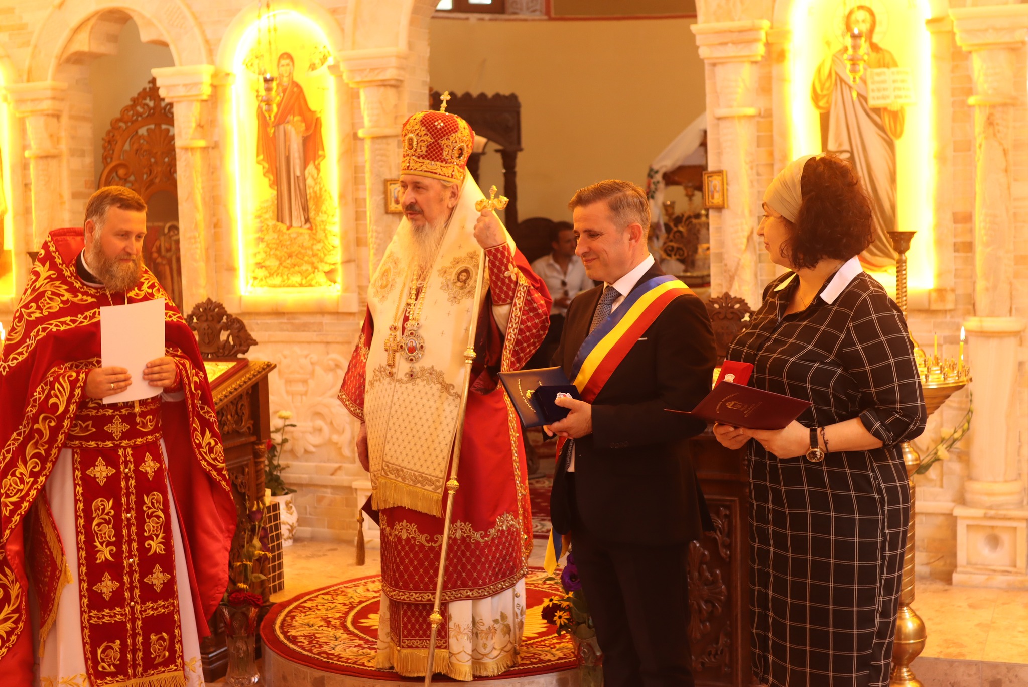 Credincioșii și autoritățile din Soroca s-au unit în rugăciune la Sfânta Liturghie săvârșită de ÎPS Părinte Mitropolit PETRU