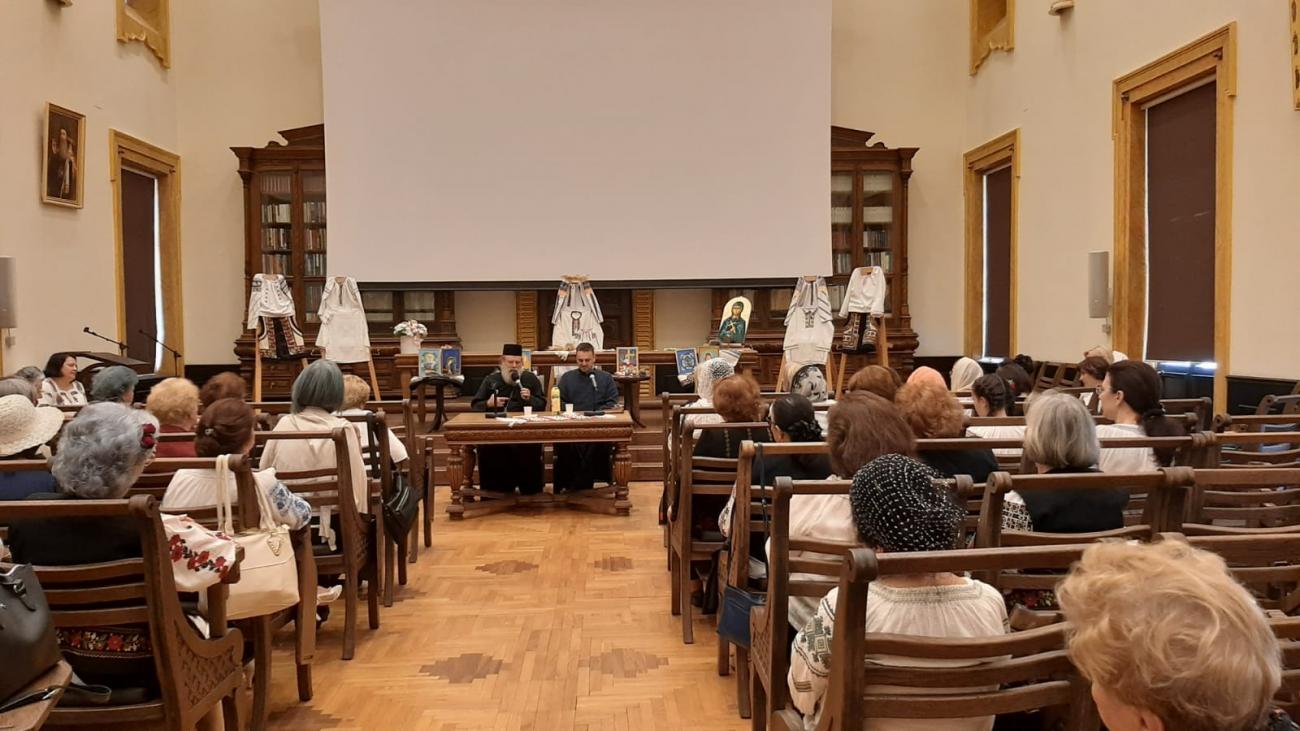 Membrele Societății Femeilor Ortodoxe din Episcopia de Bălți într-o întâlnire de suflet cu membrele SOFR din Iași