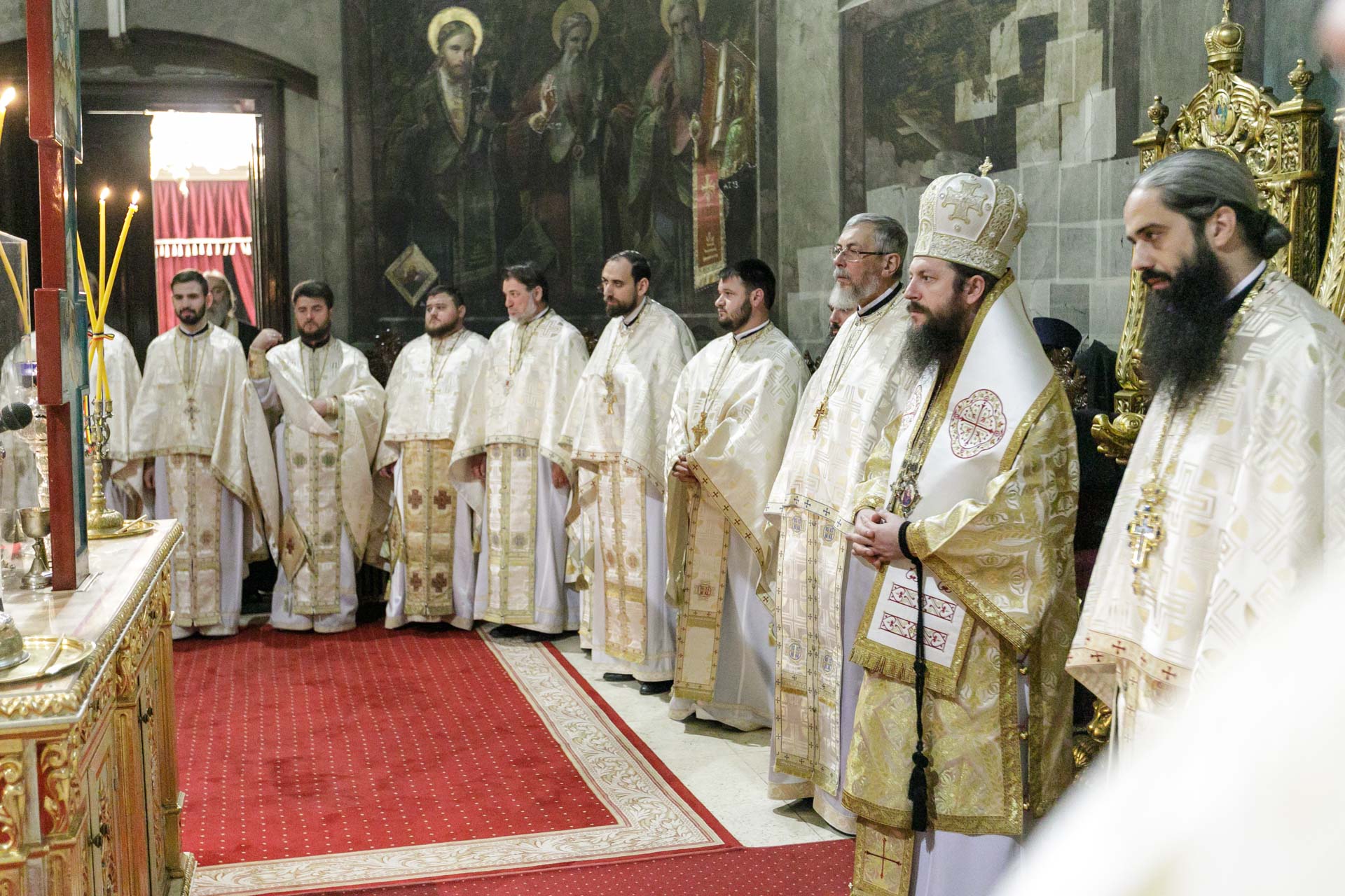 Rugăciune în comuniune: Preoții din Arhiepiscopia Chișinăului se alătură Hramului Sfintei Cuvioase Parascheva de la Iași