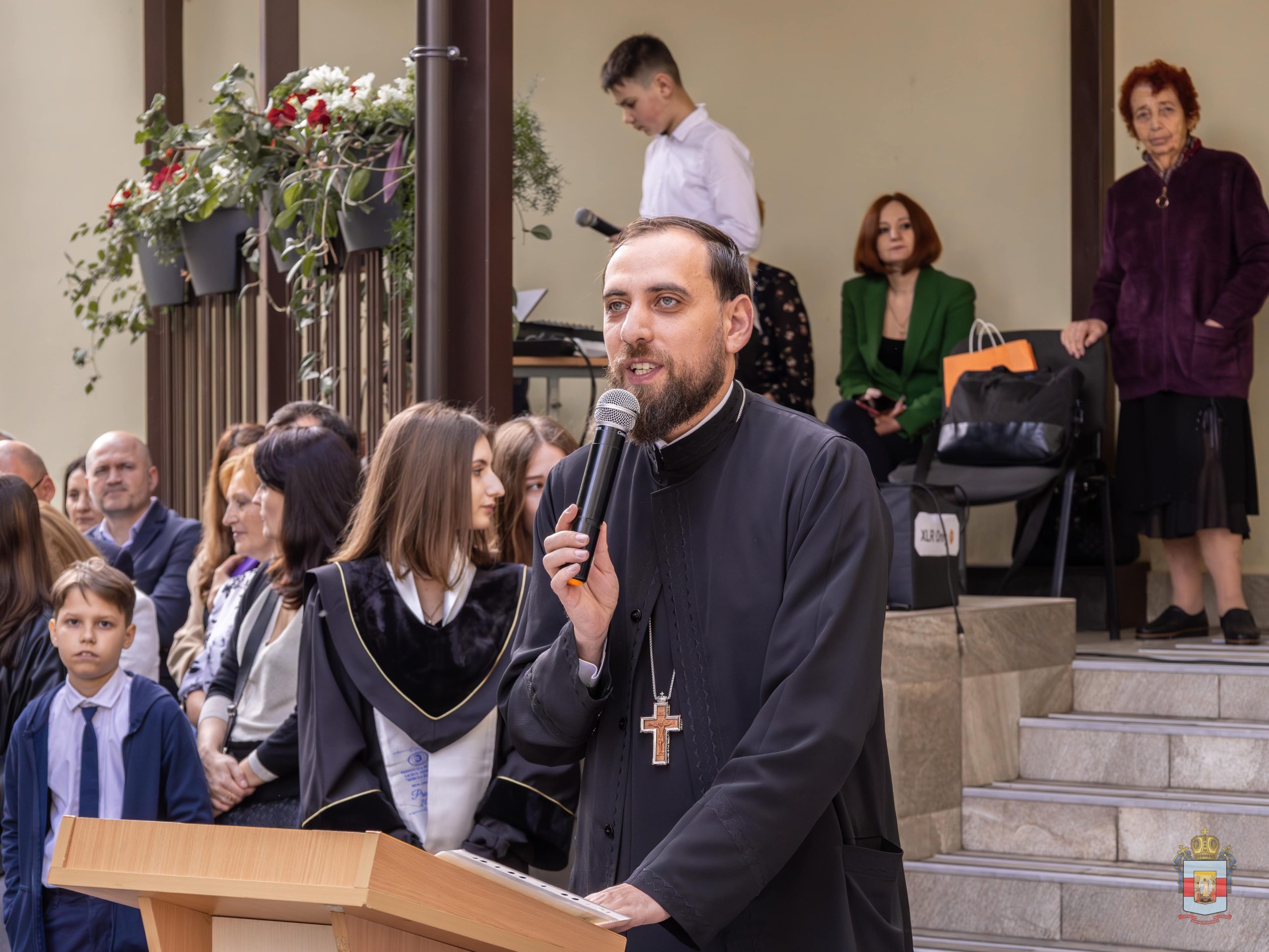 Mitropolia Basarabiei a oferit în dar elevilor de la Liceul Teoretic „Mircea Eliade” din Chișinău 35 de tablete digitale