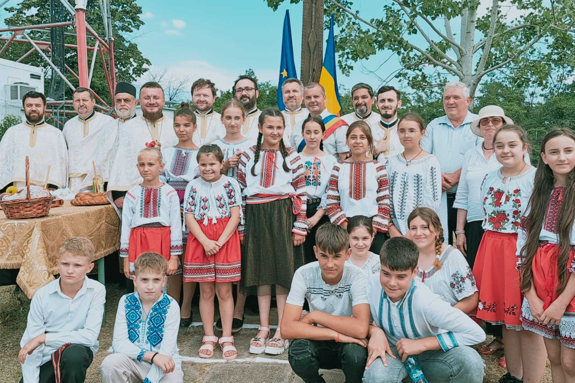 Comemorarea Eroilor Români în Arhiepiscopia Iașilor: Slujbă de pomenire pe locul vechiului Castel Roznovanu