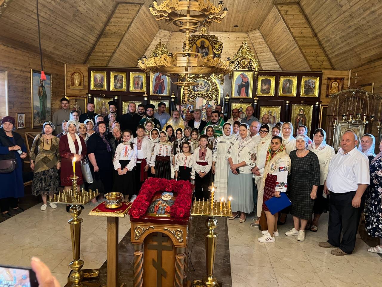 Eveniment istoric la Cricova: Prima slujbă arhierească în Parohia „Sfântul Alexandru din Svir”