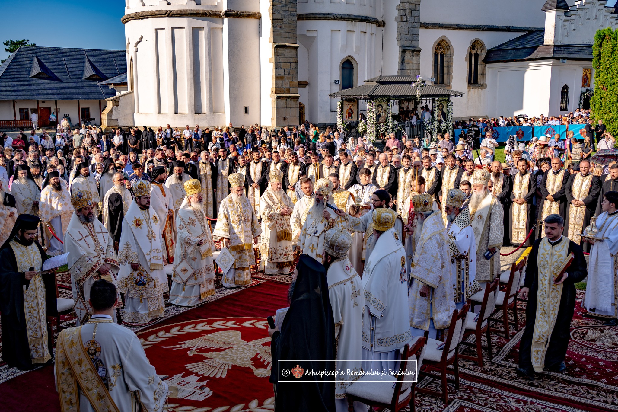 ÎPS Mitropolit Petru a participat la hirotonia întru Episcop a Preacuviosului Părinte Arhimandrit Teofil Anăstăsoaie