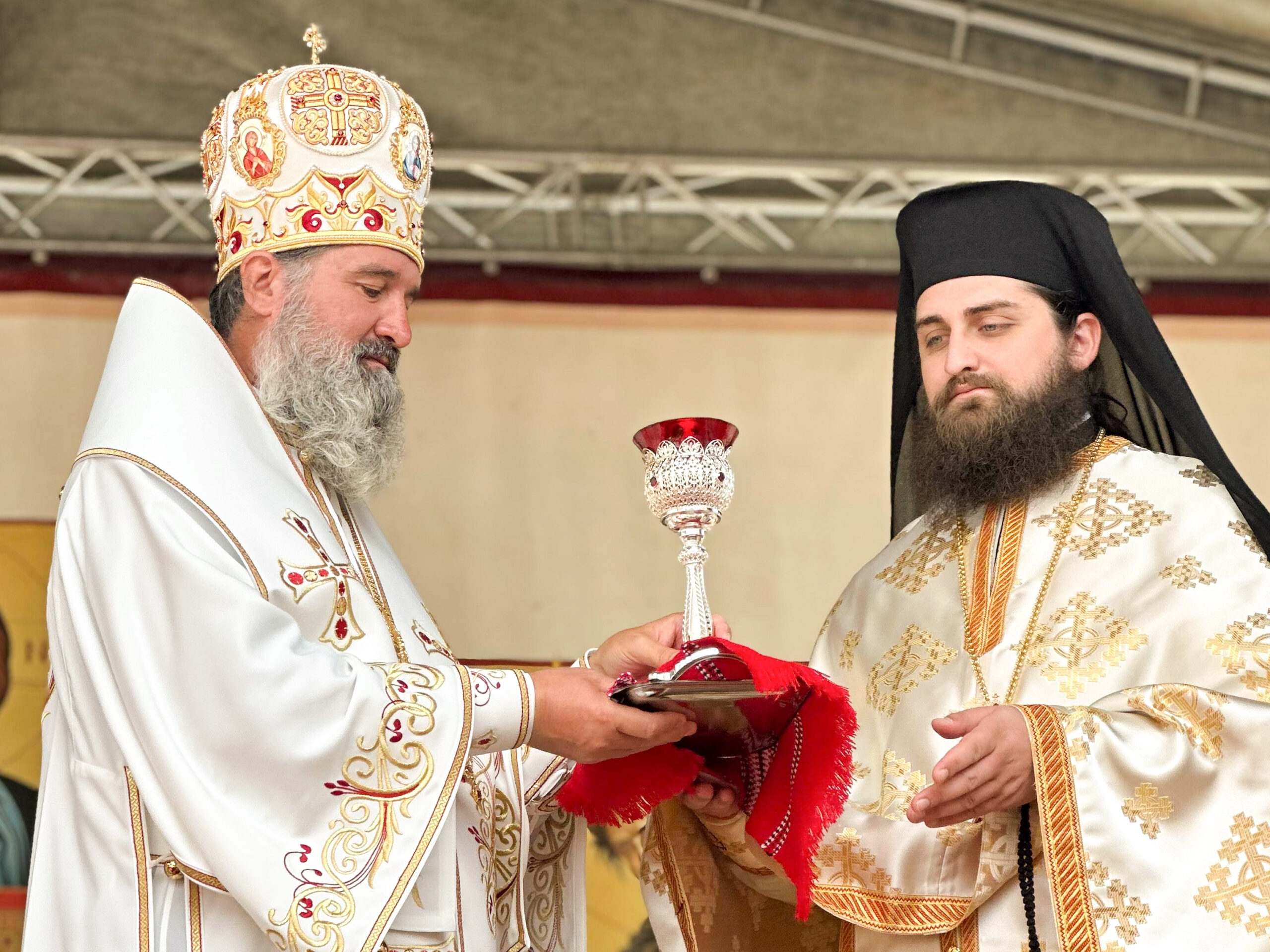 Preasfințitul Părinte Nectarie de Bogdania, prezent la hramul Mănăstirii „Sfântul Ilie” Șcheia din Suceava, la invitația Înaltpreasfințitului Părinte Calinic