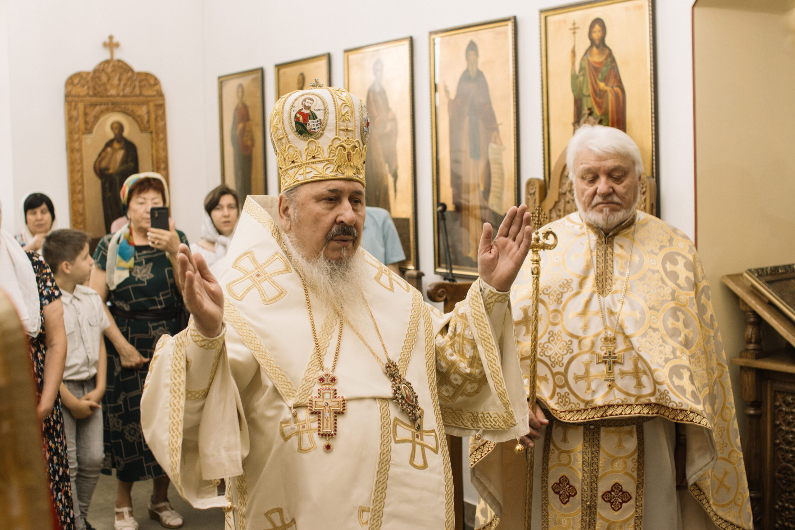 Sfânta Liturghie arhierească în Duminica a 10-a după Rusalii, la Paraclisul Mitropolitan din Chișinău