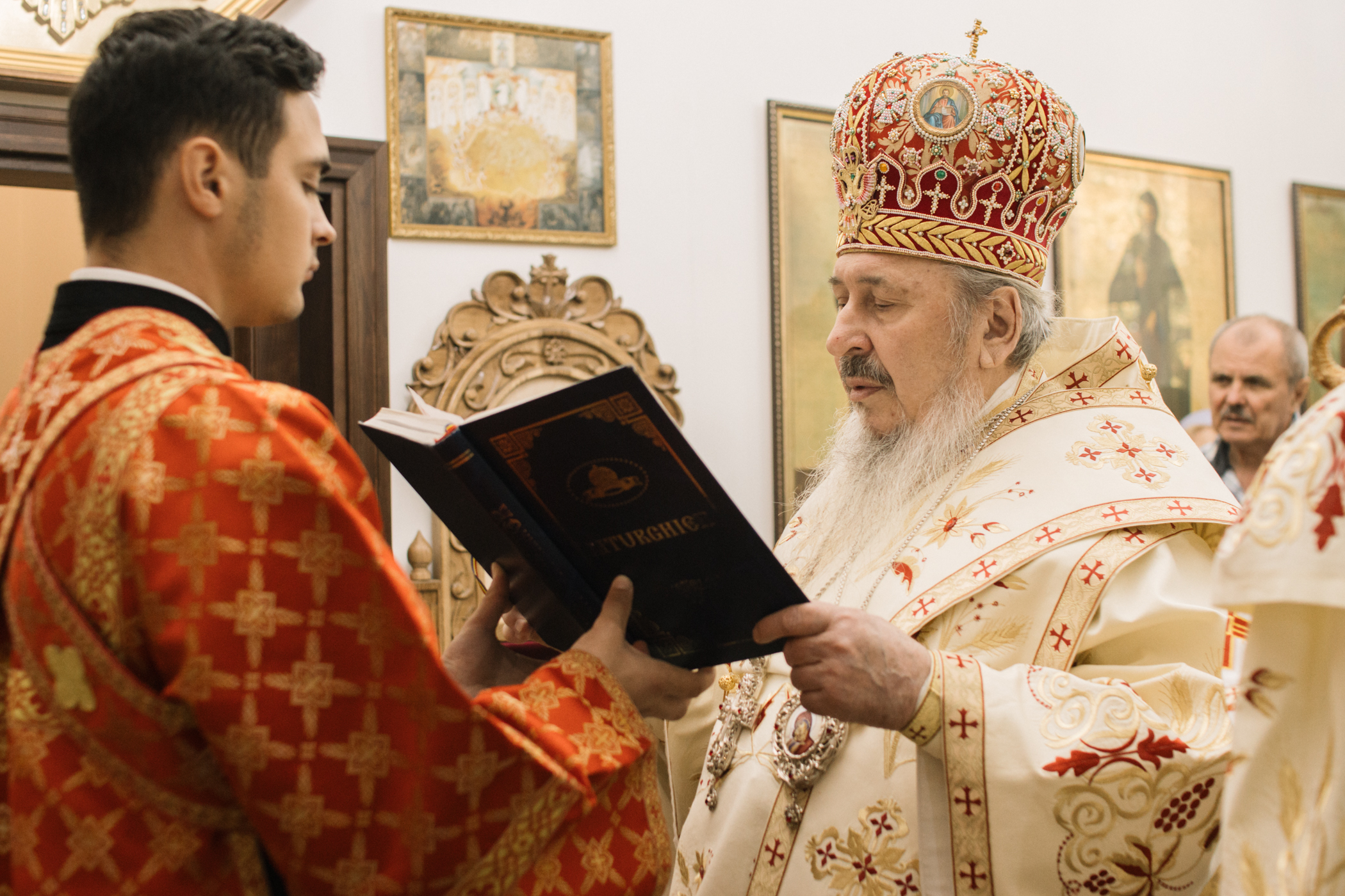 Zi de sărbătoare pentru Biserica Ortodoxă Română din Basarabia: 33 de ani de la reactivarea Mitropoliei Basarabiei, marcați prin rugăciune