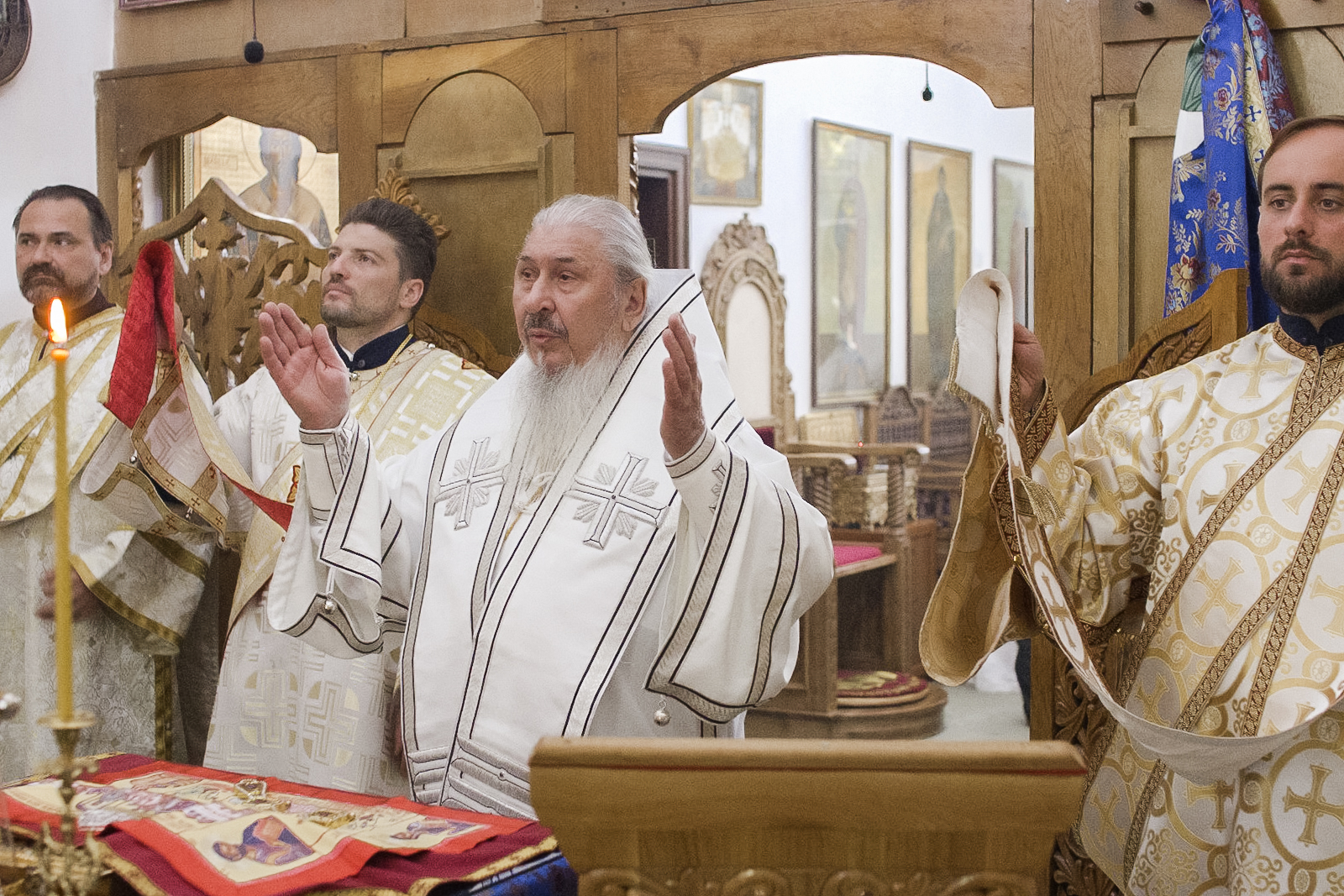 Slujire arhierească la Paraclisul Mitropolitan „Sfântul Ioan Teologul” din Chișinău, în Duminica a 13-a după Rusalii