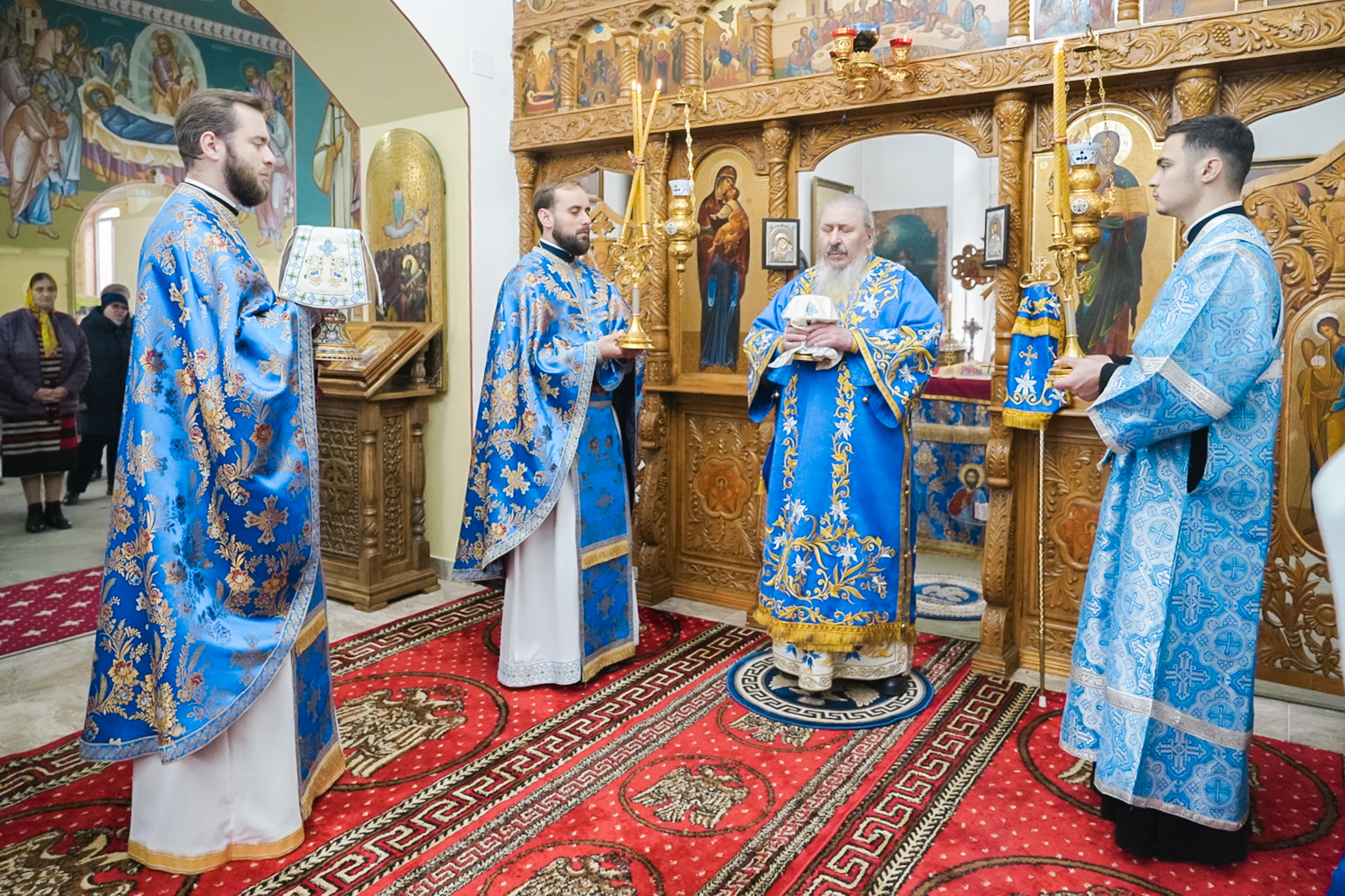 Praznicul Intrării în Biserică a Maicii Domnului, prilej de rugăciune și pace sufletească la Paraclisul Mitropolitan din Chișinău