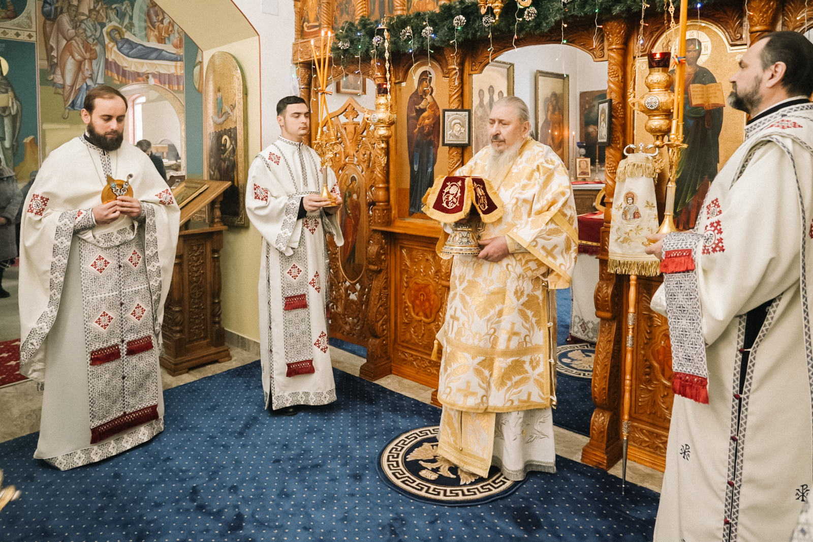 Botezul Domnului, prilej de înnoire duhovnicească pentru credincioșii din Chișinău, prezenți Paraclisul Mitropolitan