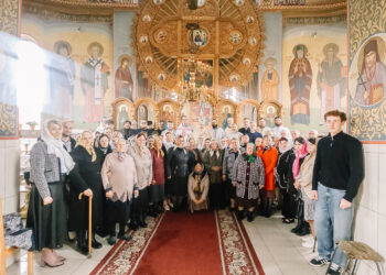 Vizită pastorală a Înaltpreasfințitului Părinte Petru în Parohia „Acoperământul Maicii Domnului” din Vălcineț, în Sfânta Zi de Joi din Săptămâna Luminată