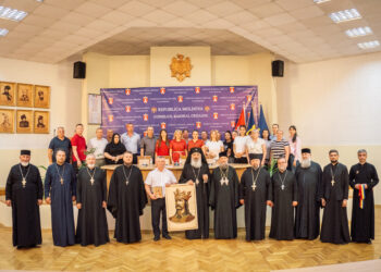 Mitropolitul Antonie, în dialog cu autoritățile raionului Criuleni: „Biserica și administrația locală sunt chemate să lucreze împreună pentru binele oamenilor”