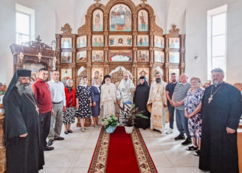 Mitropolitul Antonie a săvârșit Sfânta Liturghie la Mănăstirea Chirilovca, la împlinirea a cinci ani de la aducerea icoanei Maicii Domnului de la Hadâmbu