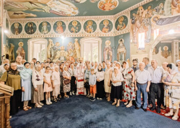 Prima Sfântă Liturghie a Mitropolitului Antonie la Paraclisul Mitropolitan după întronizare: rugăciune pentru unitatea Bisericii și începutul unei noi etape de slujire