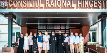 Mitropolitul Basarabiei s-a întâlnit cu autoritățile Raionului Hîncești: „Lucrarea Bisericii și activitatea autorităților publice se completează reciproc”