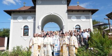 Hramul de la Romanovca a unit în rugăciune clerici de pe ambele maluri ale Prutului, în prezența Mitropolitului Basarabiei