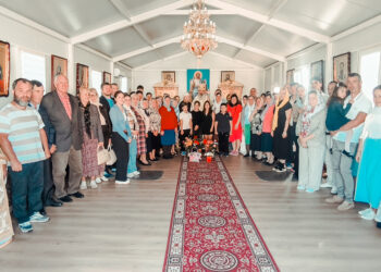 Mitropolitul Antonie, alături de credincioșii din Grinăuți: o comunitate încercată, rămasă unită în credință și dragoste creștină