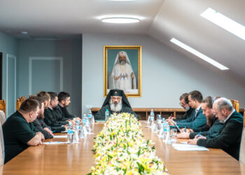 Activități pentru 1500 tineri și pregătirea unui eveniment dedicat familiei creștine, pe agenda Arhiepiscopiei Chișinăului