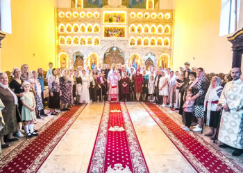 Mitropolitul Antonie a binecuvântat comunitatea „Sfânta Cuvioasă Parascheva” din municipiul Soroca prin Liturghie arhierească