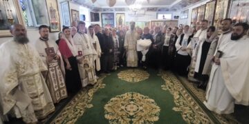 Clerici și credincioși de pe ambele maluri ale Prutului, uniți în rugăciune la Parohia „Sfântul Mucenic Gheorghe” din Chișinău