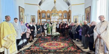 Îndoită sărbătoare la Vărvăreuca: hramul comunității și ziua onomastică a părintelui paroh, în prezența Mitropolitului Antonie